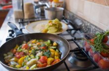 10 ricette light per perdere i chili in eccesso accumulati durante le feste senza rinunciare al gusto