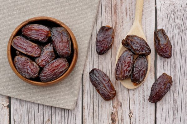 Una ricetta sana e naturale: come dolcificare con i datteri