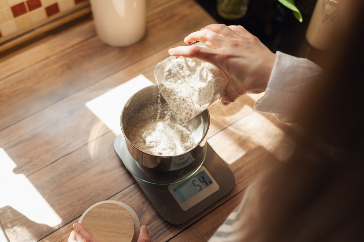 È uno dei tuoi più preziosi alleati in cucina: come scegliere la perfetta bilancia da cucina e i migliori modelli da acquistare online
