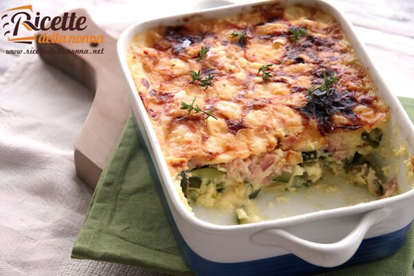 È un vero piatto risolvi-cena: ricetta con prosciutto e formaggio e come farla anche in versione vegetariana