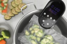 È la cottura dalle 3 lettere: qual è la tecnica per cucinare in modo salutare e per mangiare sano senza rinunciare al gusto