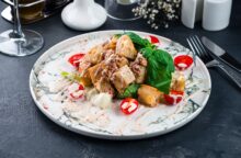 È il piatto che ha tutto il sapore dell’estate italiana: prova l’aggiunta con tonno e capperi