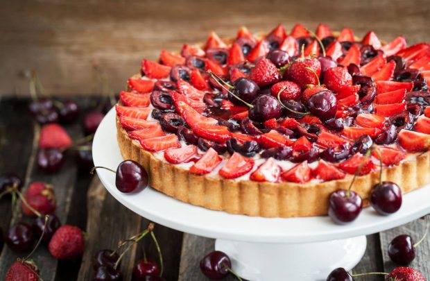 Crostata crema e frutta