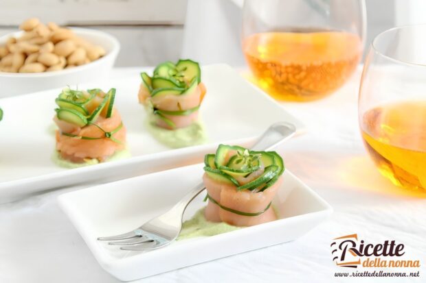 Involtini di salmone e zucchine