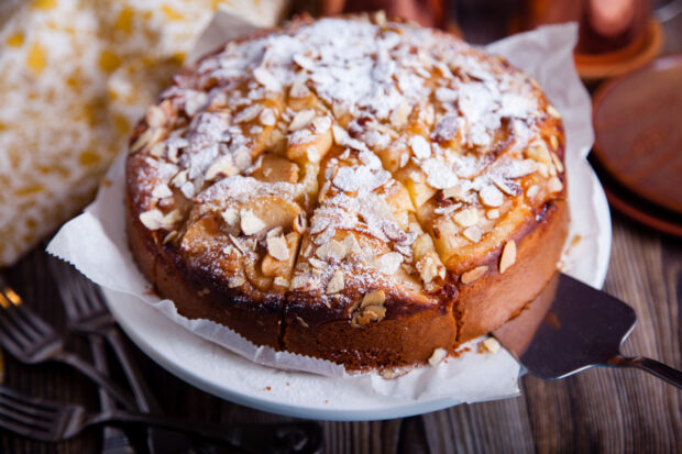 Torta alla frutta secca senza burro