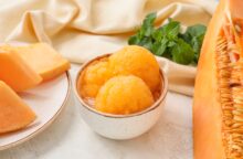Fresco e goloso, ha tutto il sapore dell’estate: consigli e dritte per fare perfettamente il sorbetto al melone