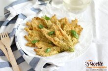 Sono l’alternativa light a quelli fritti, ma sono gustosi lo stesso: per renderli più croccanti nella panatura c’è un segreto