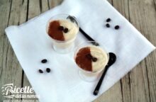 È il semifreddo lattoso dell’estate: non pensavi di usare così latte condensato e caffè