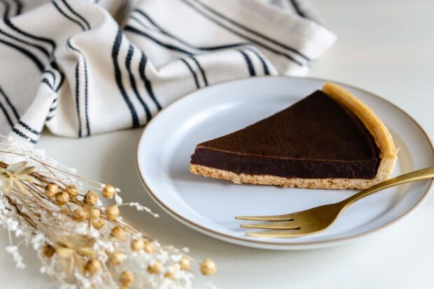 Crostata di farro, acqua e cioccolato