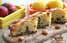 Poca farina e tanto sapore: questa torta è così soffice e spugnosa che la mangi col cucchiaio
