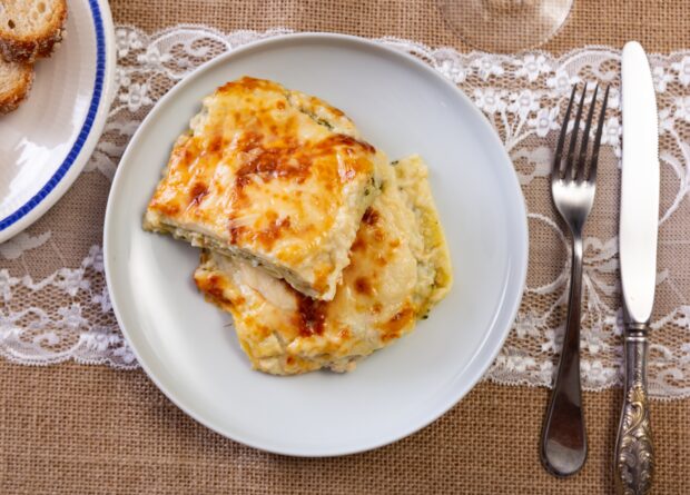lasagne in bianco con gamberi e calamari