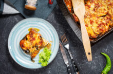 Lasagne leggere di mare e terra: ricetta inaspettata con nasello e melanzane