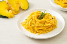 Ricetta delle linguine alla zucca e aggiunte furbe per un piatto goloso