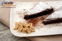 Sembra una caprese ma è premium: ricetta della torta al cioccolato con aggiunte furbe