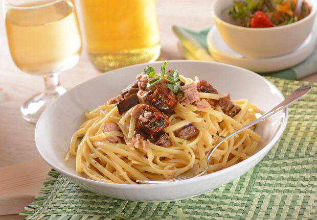 Linguine tonno e melanzane