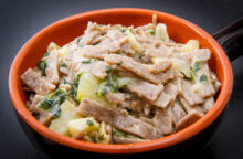 Sono il piatto tipico della Valtellina per eccellenza: ecco come rifare i pizzoccheri a casa in pochi passi