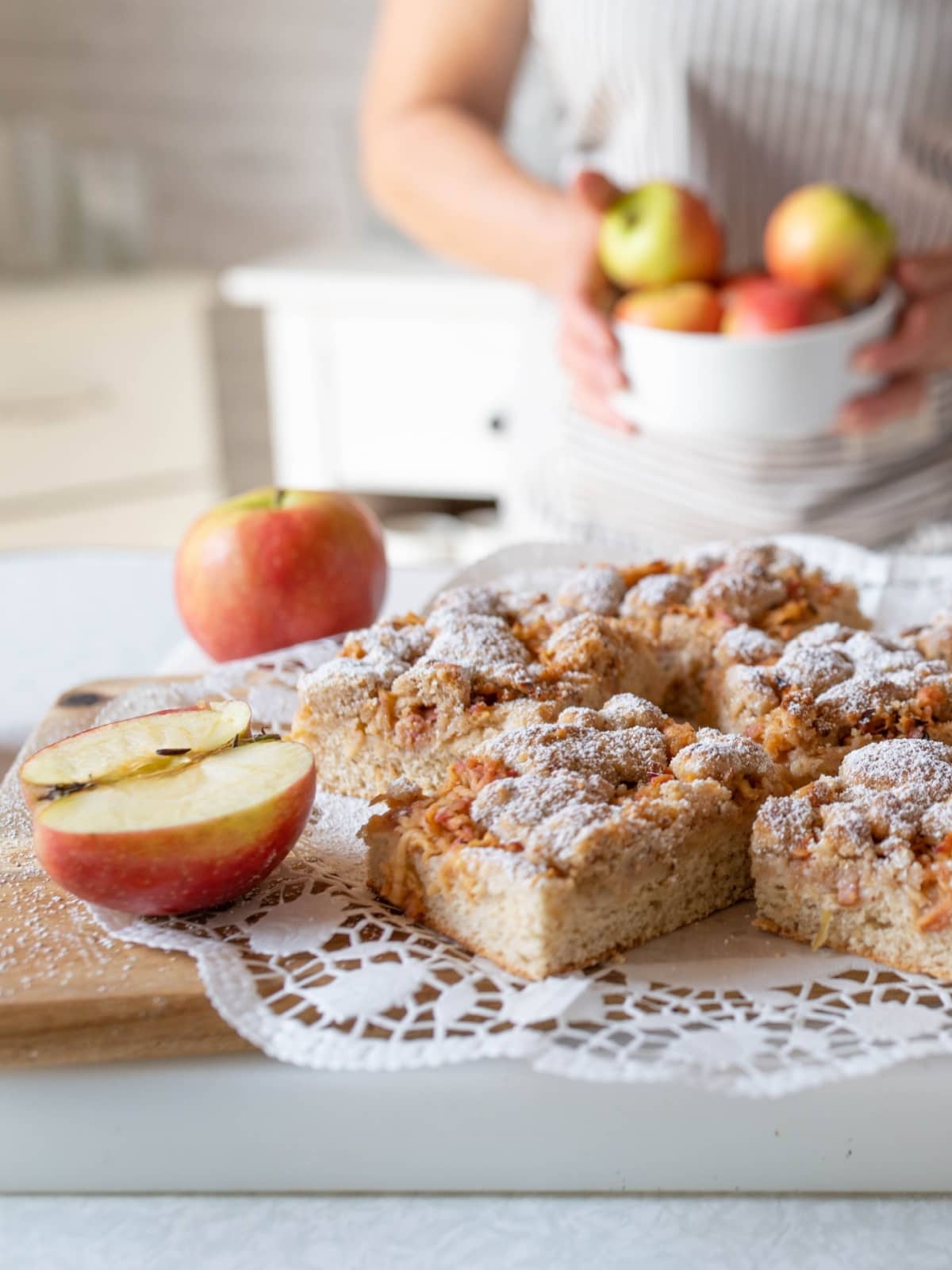 Torta di mele e nocciole