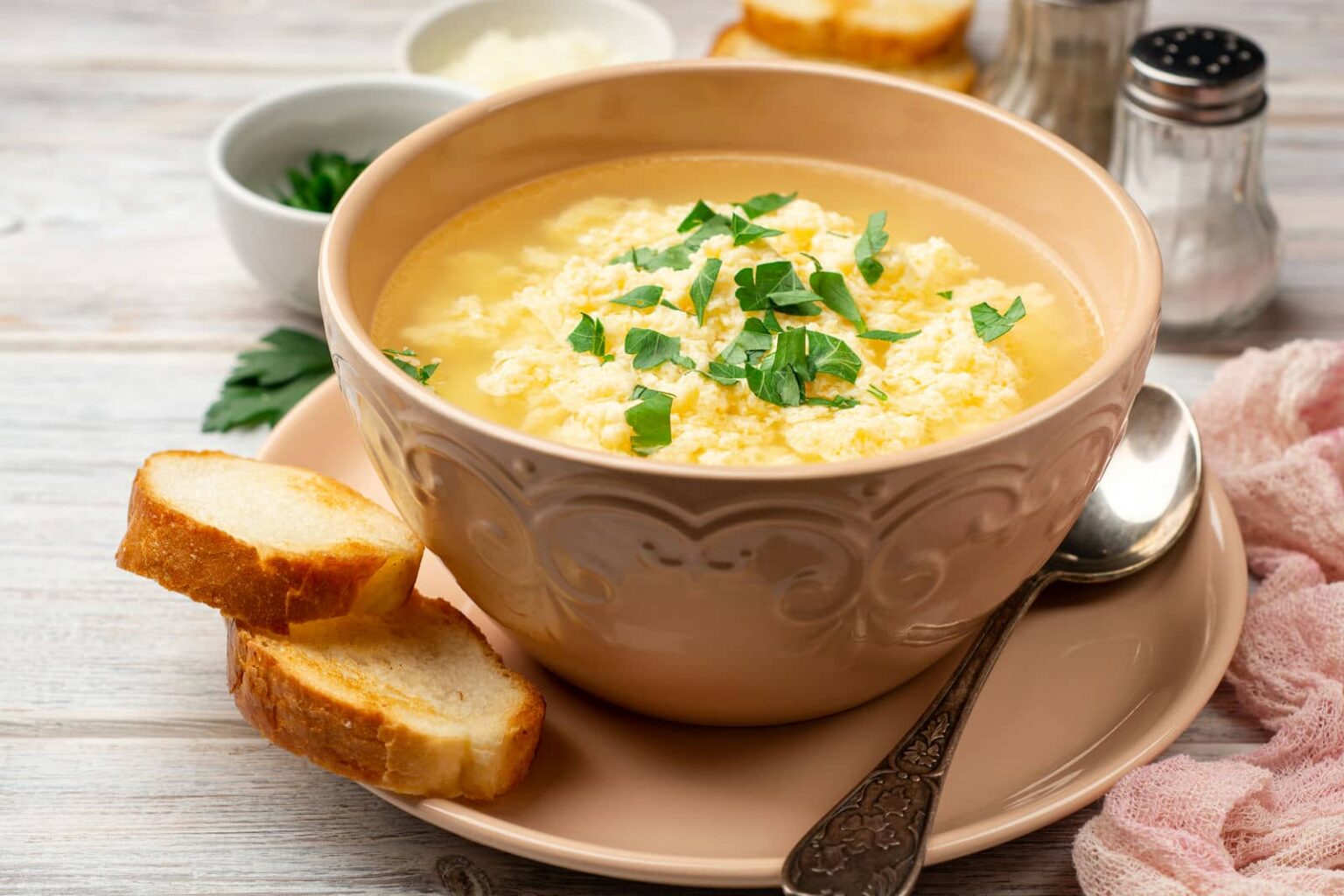 come si fa la stracciatella in brodo