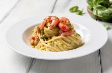 Linguine al pesto e gamberi