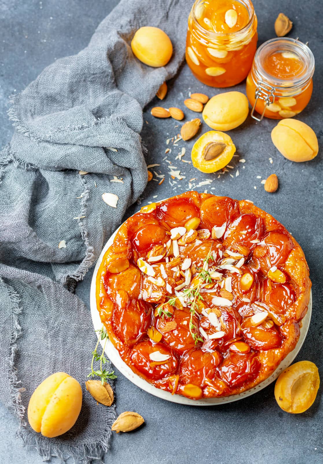 Torta rovesciata di albicocche