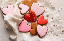 Biscotti ripieni di cioccolato