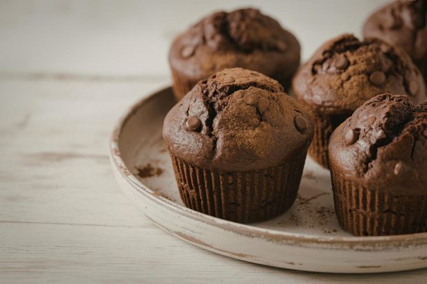 Muffin al cacao in friggitrice ad aria