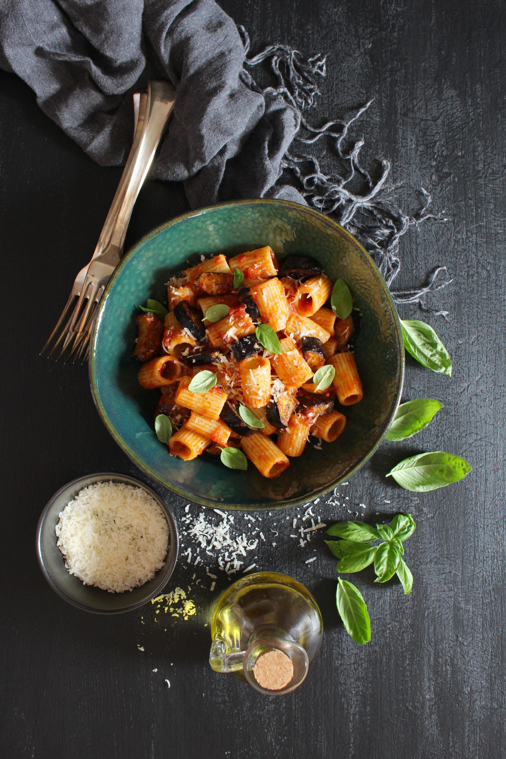 mezze maniche melanzane