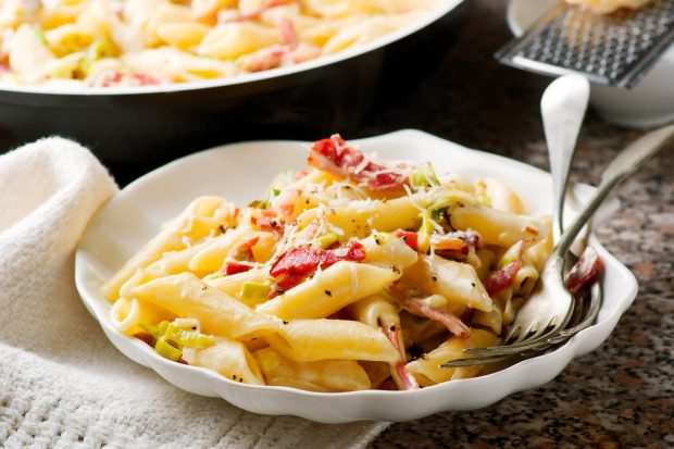 pasta con porri e speck