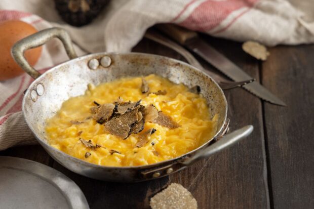 Uova al tartufo