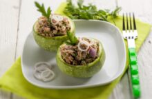 Zucchine ripiene di tonno al forno