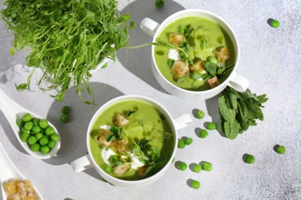 Zuppa di piselli e patate