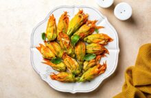 Fiori di zucca ripieni al forno