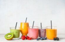 Sono la merenda salutare da provare in estate, e per farli ti serve solo un accessorio