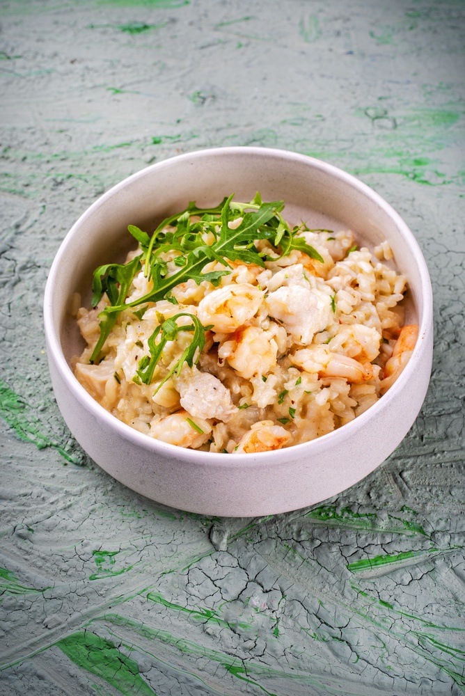Insalata di riso con pesce e verdure, ricetta