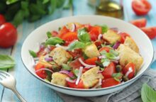 Panzanella con alici fresche