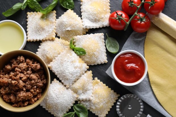 ravioli ripieni di carne