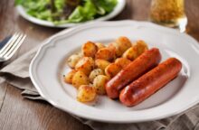 Wurstel e patate al forno